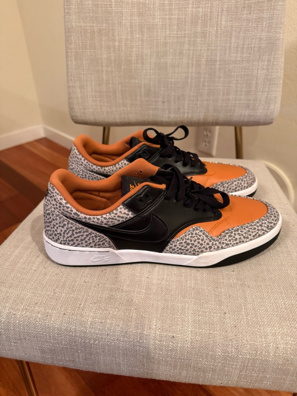 Nike Mens SB GTS return Safari